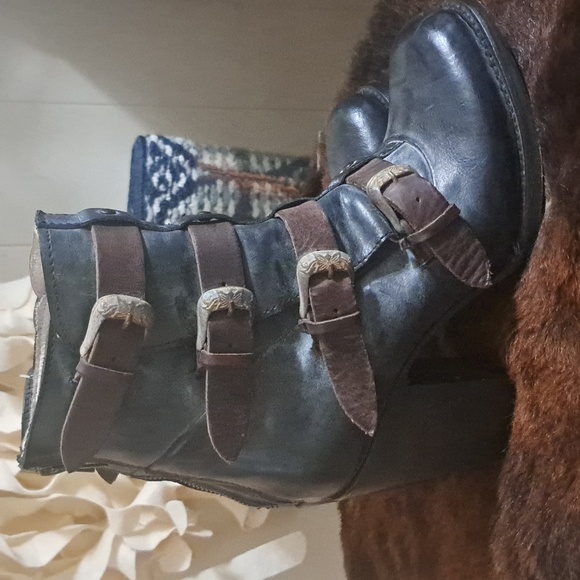 Freebird by Steven Shoes - FREEBIRD Bates